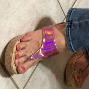 Brand new without tags Simply Vera wedges